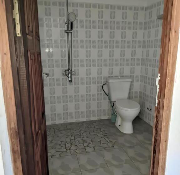 اتاق خانوادگی, Annexe Raoof