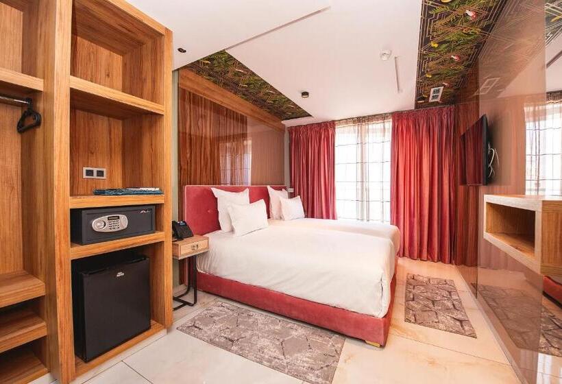 اتاق استاندارد, Magnifique