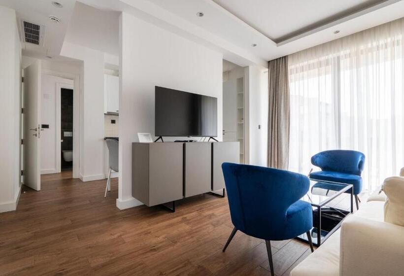 آپارتمان 2 خوابه, Kondina Suites