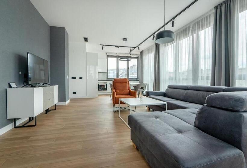 آپارتمان لوکس 1 خوابه, Kondina Suites