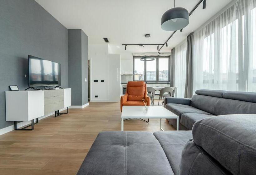 آپارتمان لوکس 1 خوابه, Kondina Suites