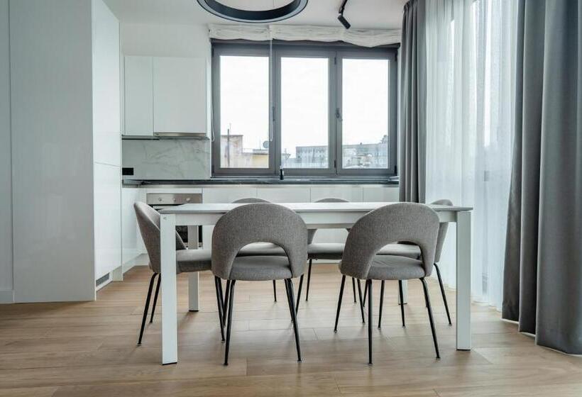 آپارتمان لوکس 1 خوابه, Kondina Suites