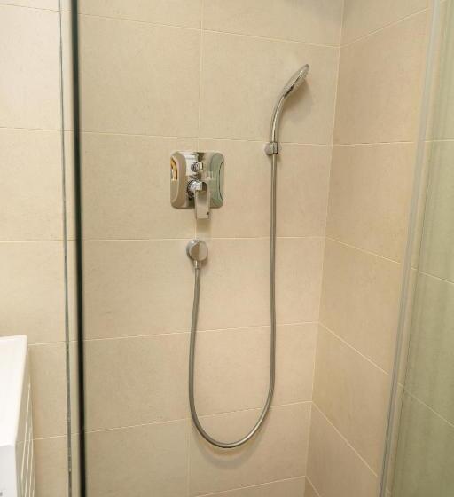 آپارتمان 1 خوابه, Kondina Suites