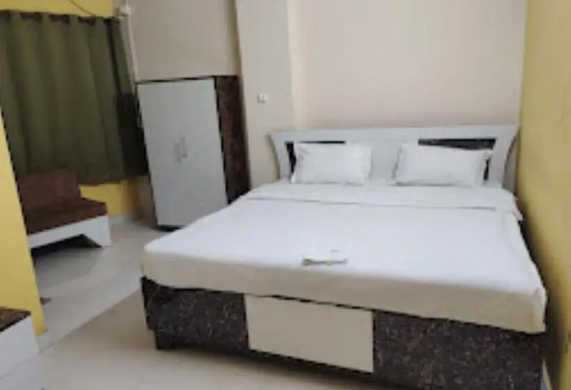 スタンダードルーム, Sawkmie Hotel , Guwahati
