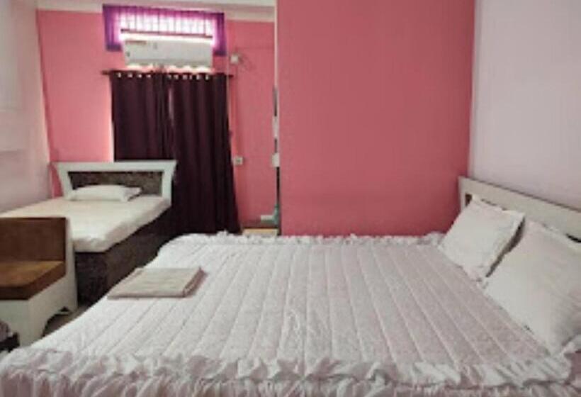 Номер Deluxe, Sawkmie Hotel , Guwahati