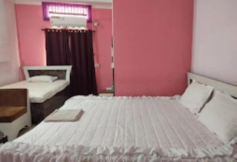デラックスルーム, Sawkmie Hotel , Guwahati