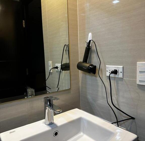 آپارتمان 1 خوابه, 81 Newport Blvd Cluster 4 Unit B 3rd Flr By Rechelle Nunag