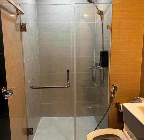 آپارتمان 1 خوابه, 81 Newport Blvd Cluster 4 Unit B 3rd Flr By Rechelle Nunag