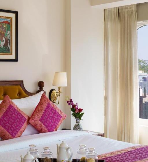 اتاق سوپریور با چشم‌انداز شهر, Chunda Haveli