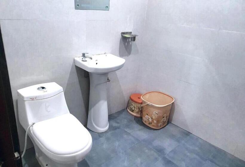 غرفة قياسية, Grand Park, Zirakpur