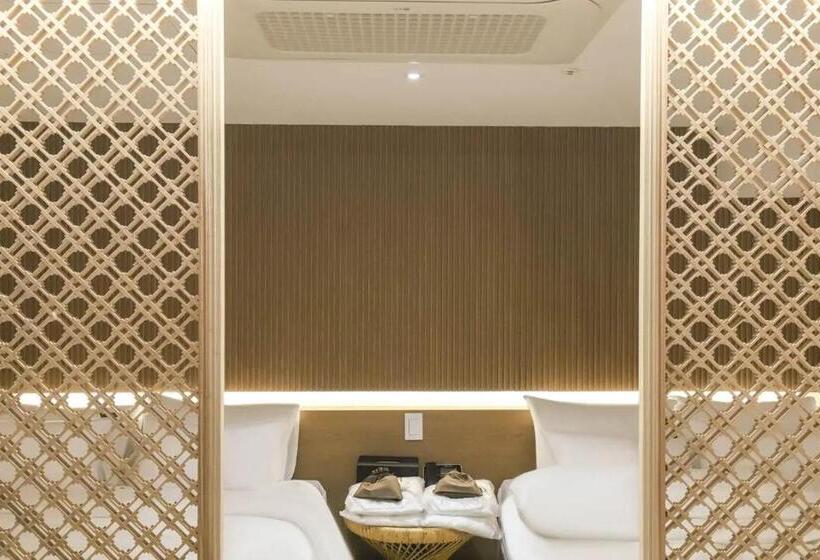 סוויטה משפחתית, 141