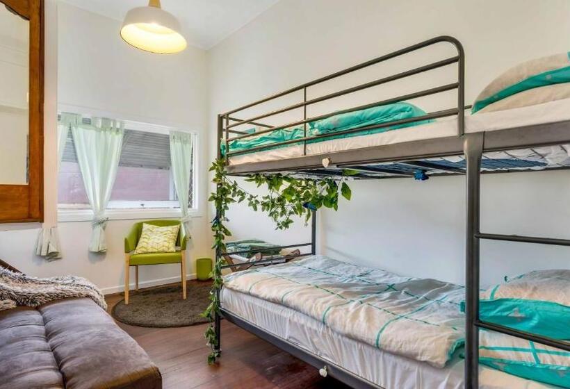 패밀리 룸 공용 욕실, Brunswick Riverfront Guest House