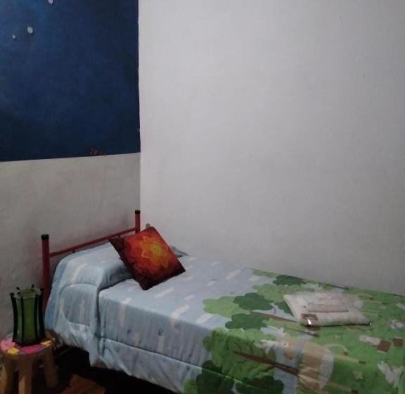 标准间, Hostal Green House