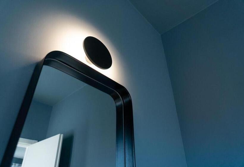 غرفة قياسية, Mavi Rooms