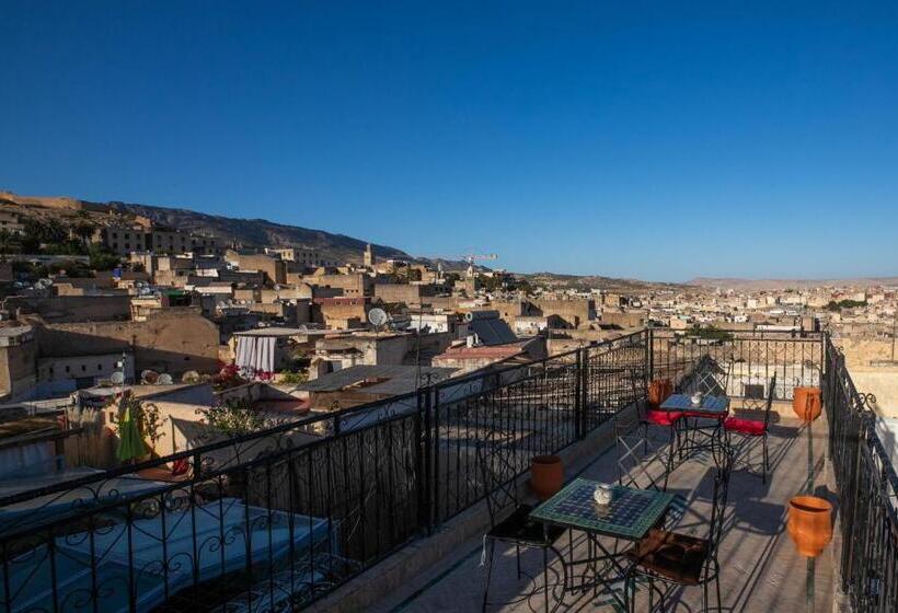 Camera Quadrupla Deluxe, Riad Fez Qamar