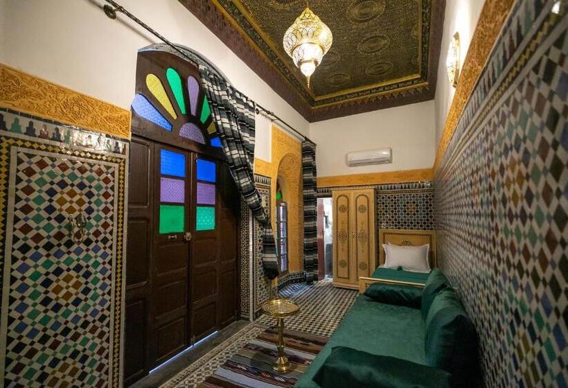 Camera Quadrupla Deluxe, Riad Fez Qamar