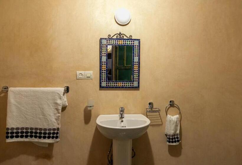 Camera Familiare, Riad Fez Qamar