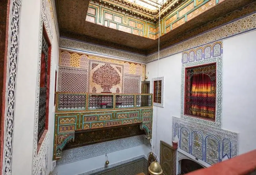اتاق استاندارد چهار تخته, Riad Fez Qamar