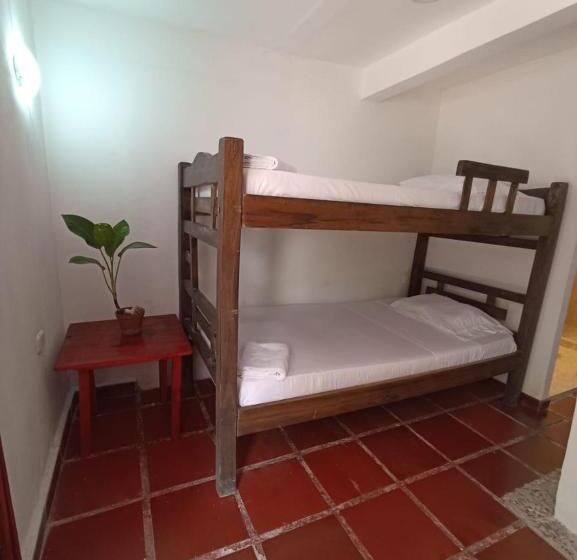 Семейный Номер, Santuario Tayrona Hostel