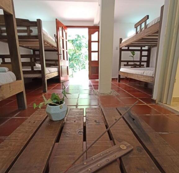 Семейный Номер, Santuario Tayrona Hostel