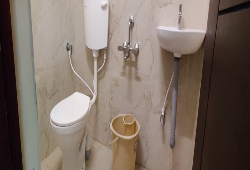 اتاق استاندارد, Yoga Inn