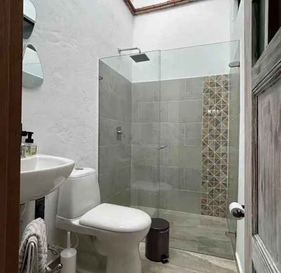 スタンダードトリプルルーム, Casa El Secreto