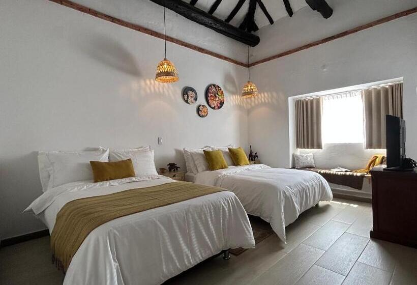 غرفة قياسية رباعية, Casa El Secreto