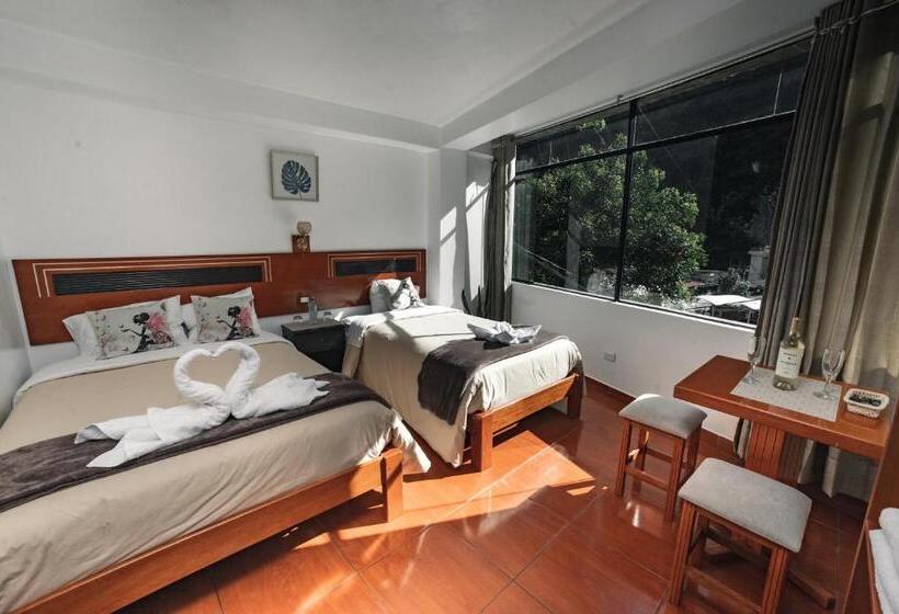 Семейный Номер Вид на Горы, Escobedo’s Inn Machupicchu
