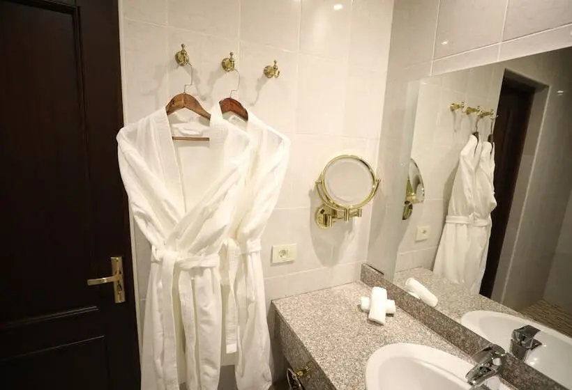 اتاق استاندارد, Eighty Eight Deluxe Hotel & Spa