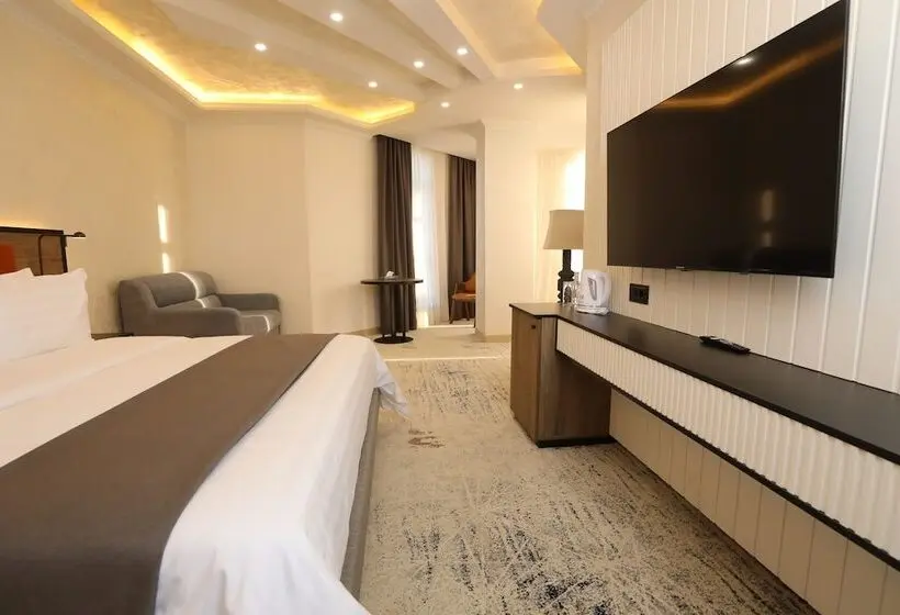 اتاق لوکس, Eighty Eight Deluxe Hotel & Spa
