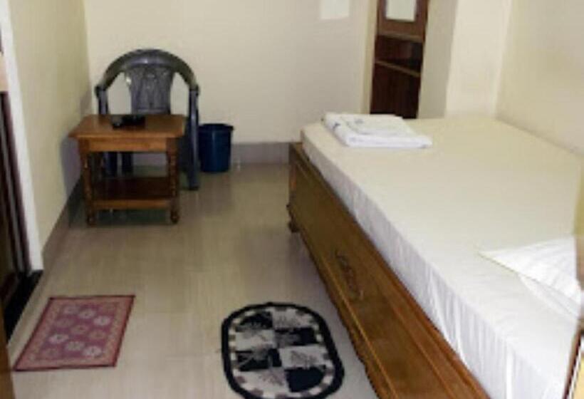 スタンダードルーム, Chancellor,bhubaneswar