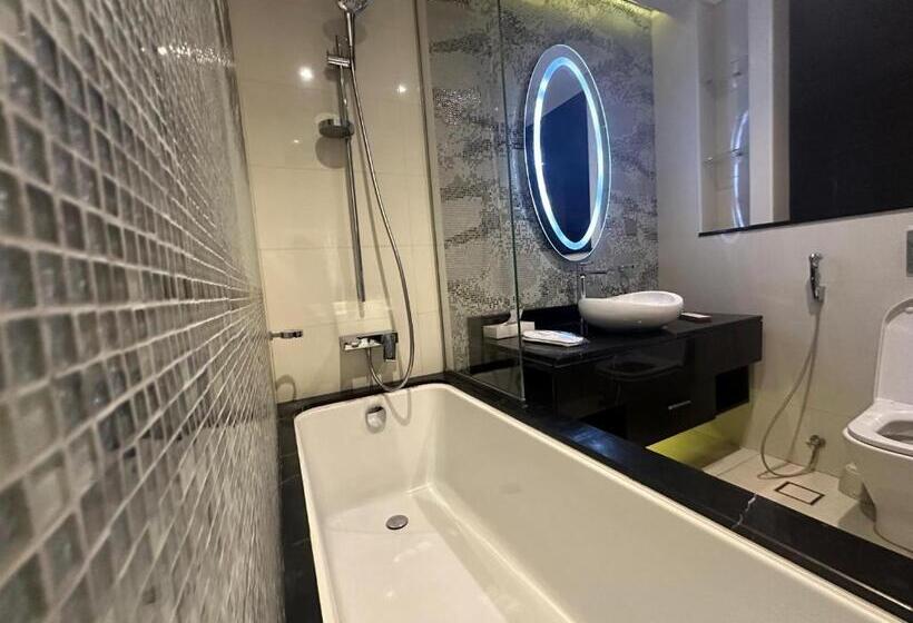 Апартаменты 2 Спальни, Damac Towers Riyadh