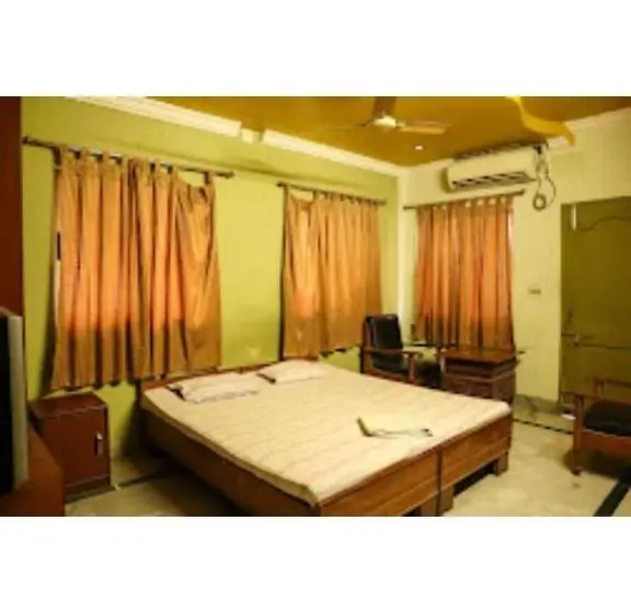 デラックスルーム, Roxy Inn,cuttack