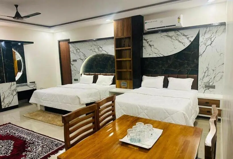Deluxe-perhehuone, Yatri Nivas Sagara