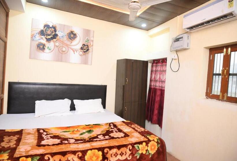 スタンダードルーム, Anjaneya Dham Guest House