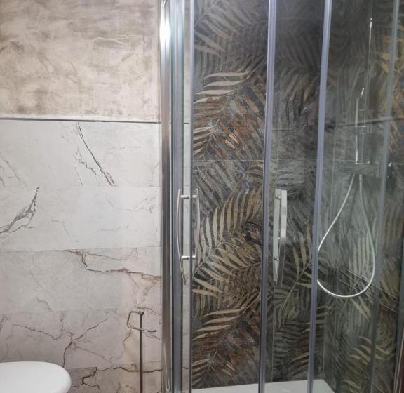 4 Bett Deluxe Zimmer, Domus Aquae Rooms & Wellness