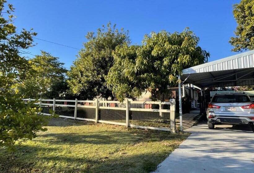 Номер Стандарт Вид на Сад, Zen Escape Guest House  Hidden Little Gem, Funky Corner, Boutique Granny Flat