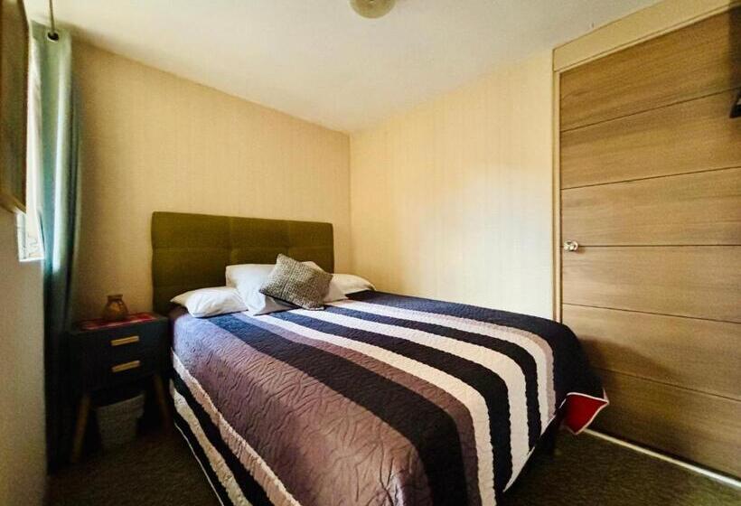 اتاق لوکس, Nomad House