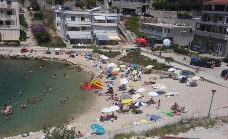 آپارتمان 1 خوابه, Rooms And Apartments Matuško