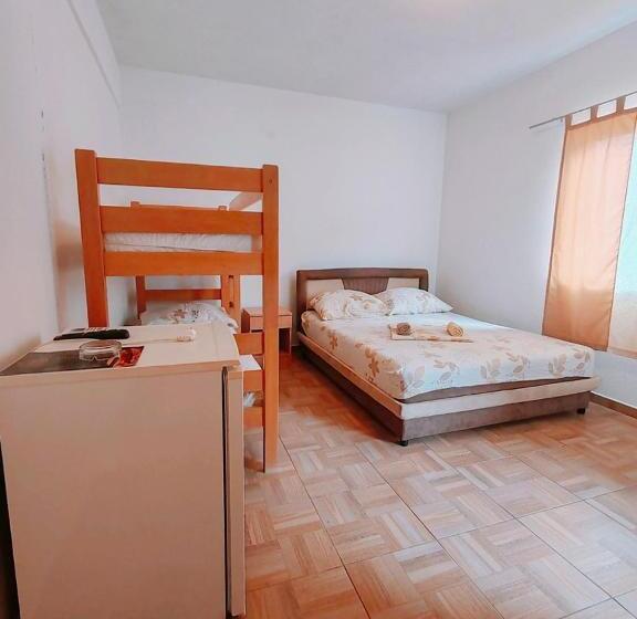 Economy Quadruple Room, Rooms And Apartments Matuško