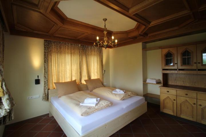 Апартаменты 1 Спальня, Kaiserau 1907