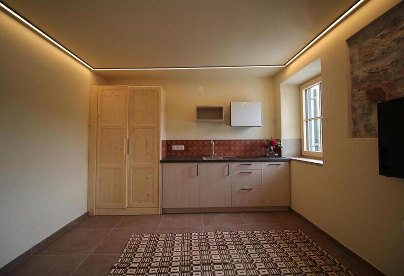 Студио Стандарт Кровать Кинг, Kaiserau 1907