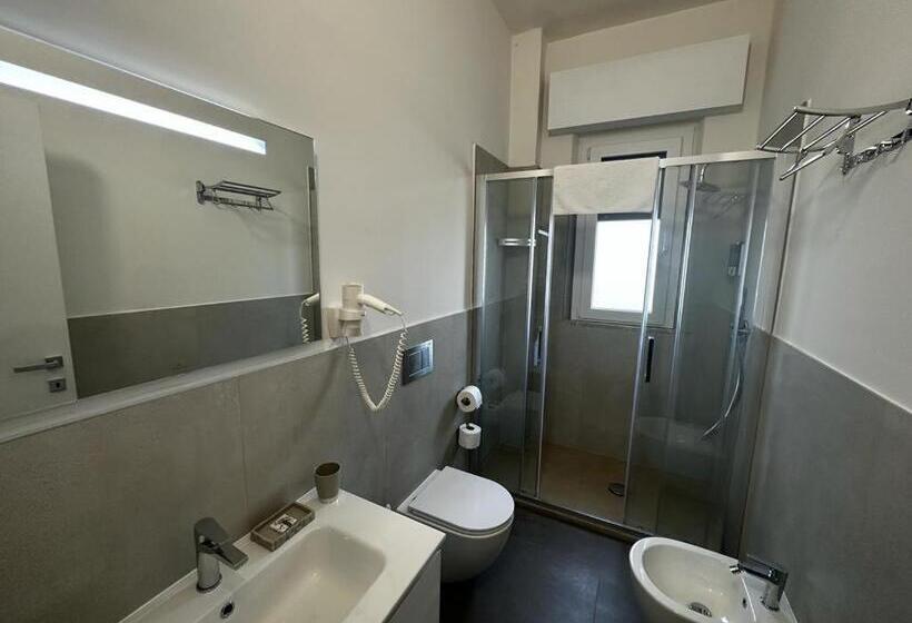 Quarto Estandar, My Home