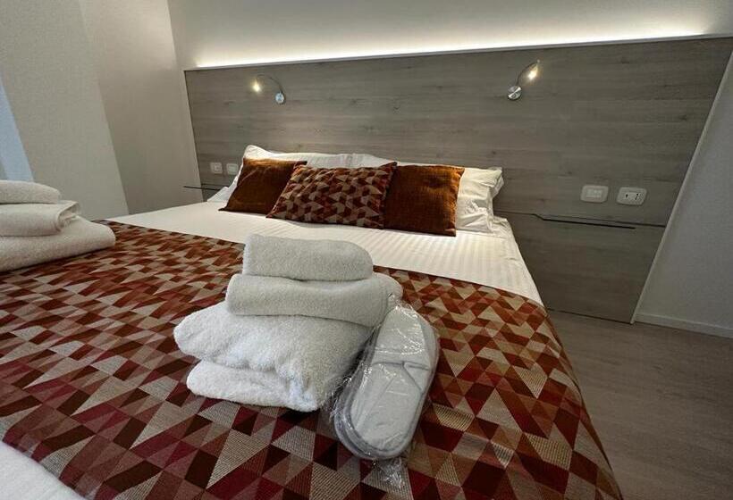 Quarto Deluxe, My Home