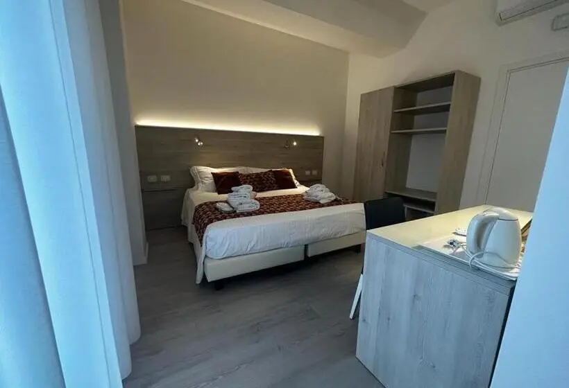 Deluxe-huone, My Home