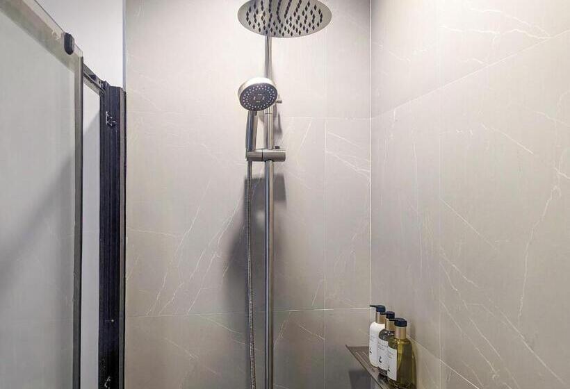 اتاق لوکس با چشمانداز دریا, Ponderosa Golf And Resort