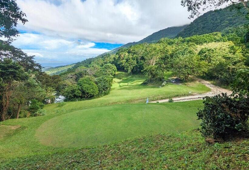 اتاق اساندارد با چشمانداز جانبی به دریا, Ponderosa Golf And Resort