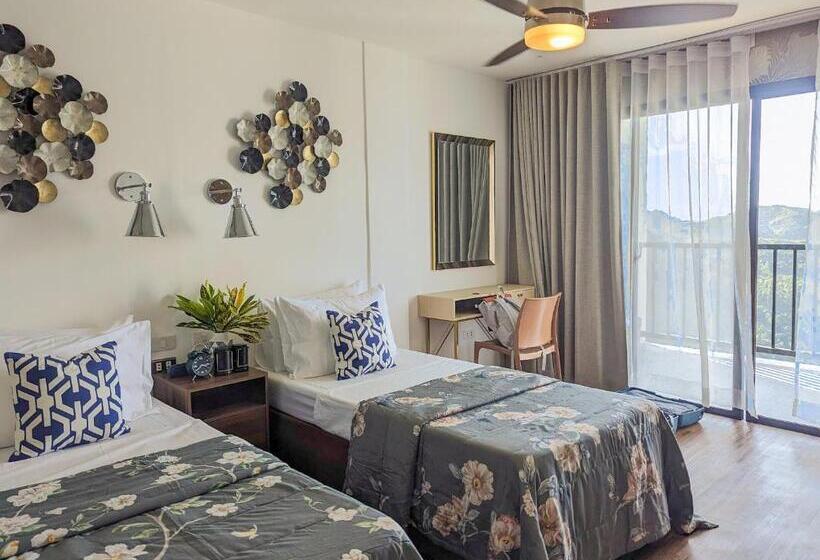 اتاق لوکس با چشمانداز دریا, Ponderosa Golf And Resort