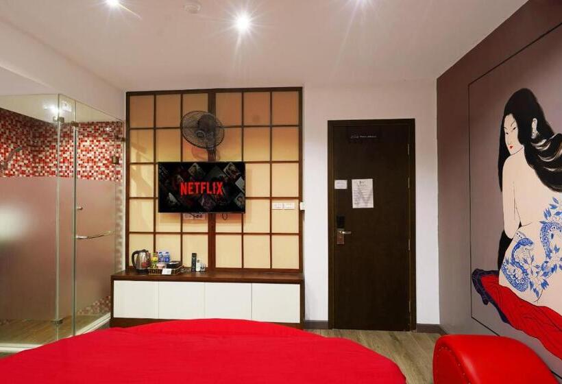 اتاق لوکس با تخت بزرگ, 69 Boutique By Minova