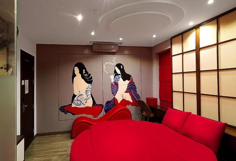 اتاق لوکس با تخت بزرگ, 69 Boutique By Minova